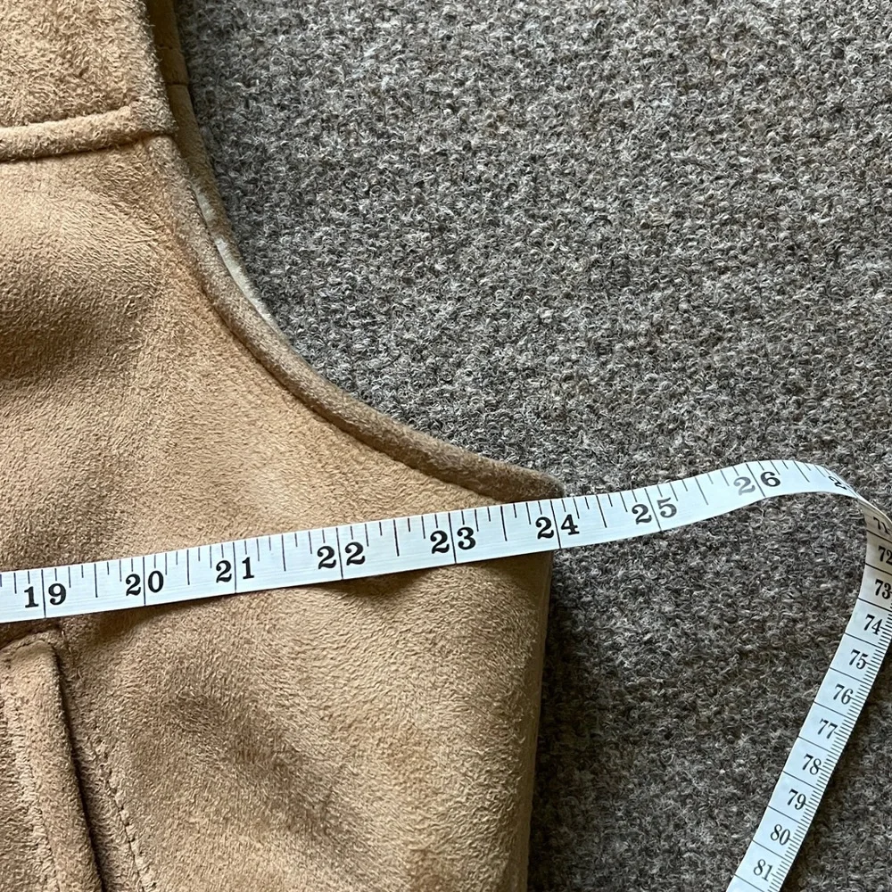 Vintage Overland Sheepskin Co. Suede Leather Collared Vest Fur Lined Made In USA_11